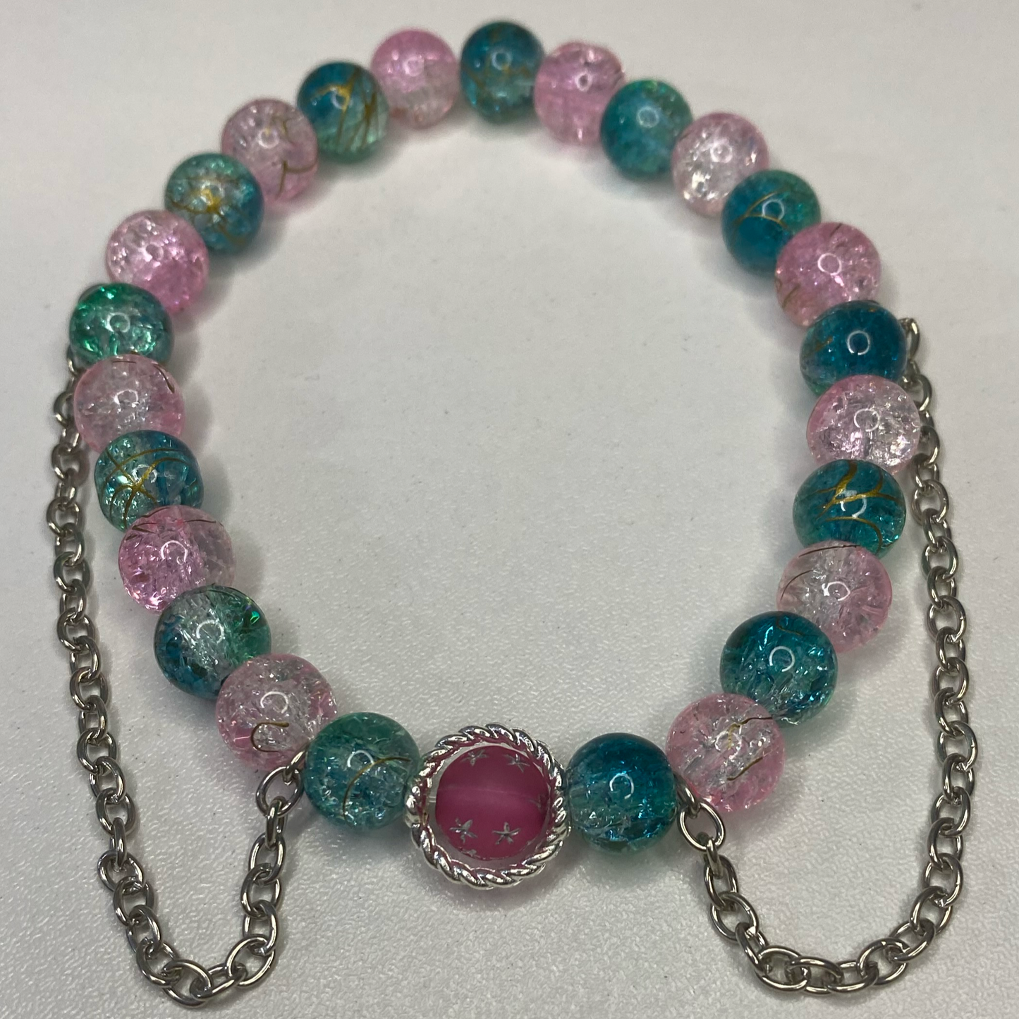 Duel-Colored Crackle Beaded Bracelet with Silver Chains